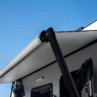 ⁦مظلة Sunburst Eclipse Awning – Charcoal⁩ - الصورة ⁦5⁩