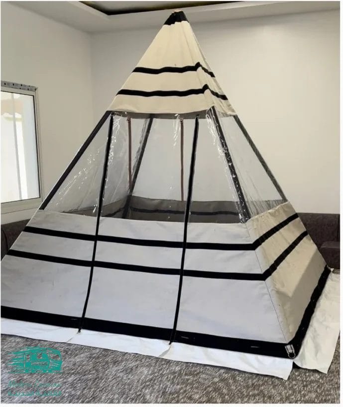 خيمة هرمية PVC