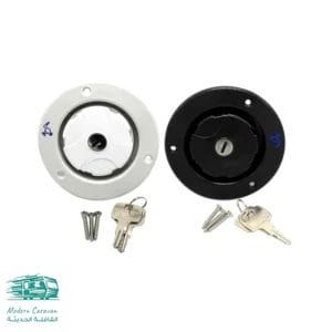 مدخل ماء بقفل